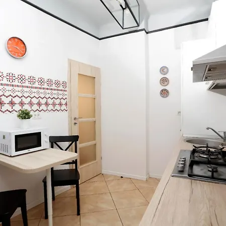 Appartement 3 Bdrm Near Old Town Boekarest