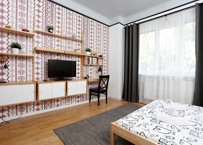 Apartament 3 Bdrm Near Old Town