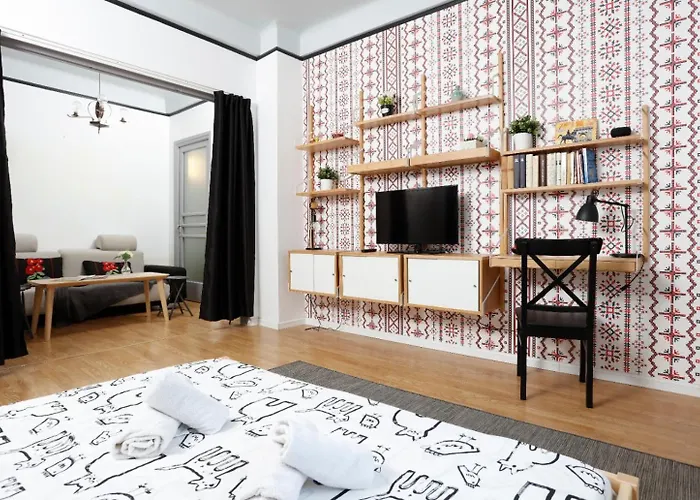 Apartament 3 Bdrm Near Old Town *