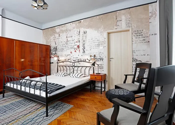 3 Bdrm Near Old Town Bukurešť